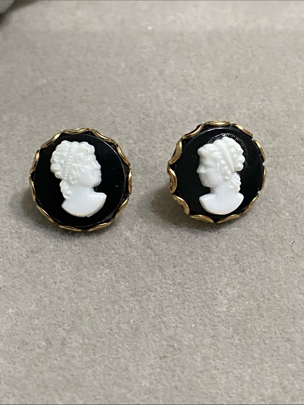 VTG Black and White Cameo Stud Earrings